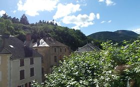 Gite De Sejour Et D'Etape L'Escampette